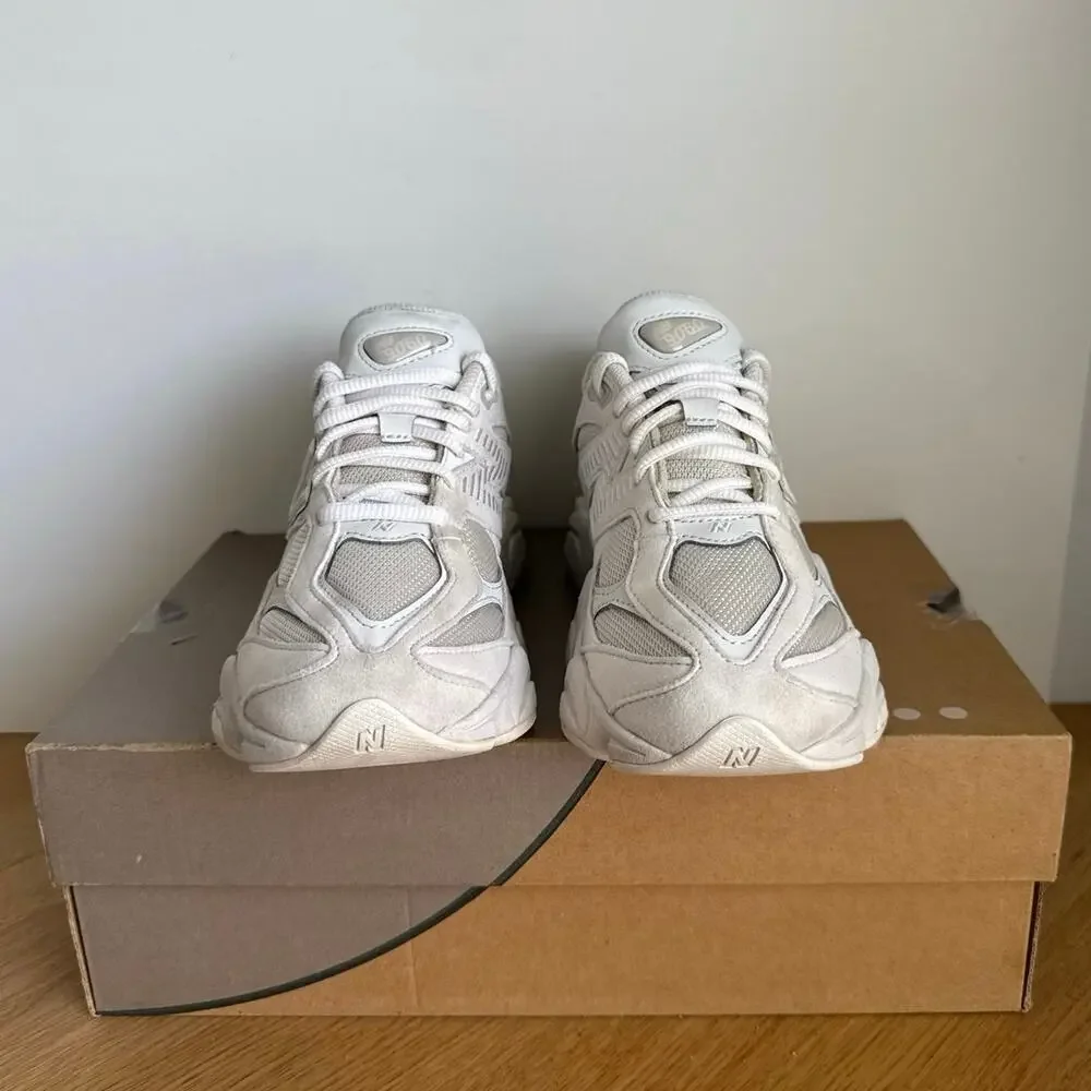 New Balance 9060 ‘Reflection’ Kids Sneakers- SZ 4.5 Y- 6 W
